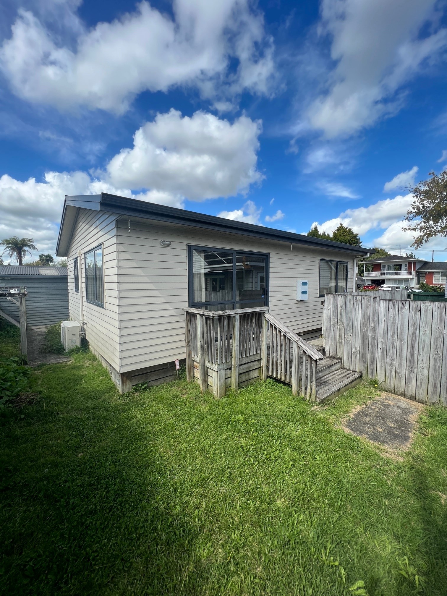 50HAMILTON – Relocation Package* The Perfect Minor Dwelling! 61m2 Two Bedroom Unit Cover Image