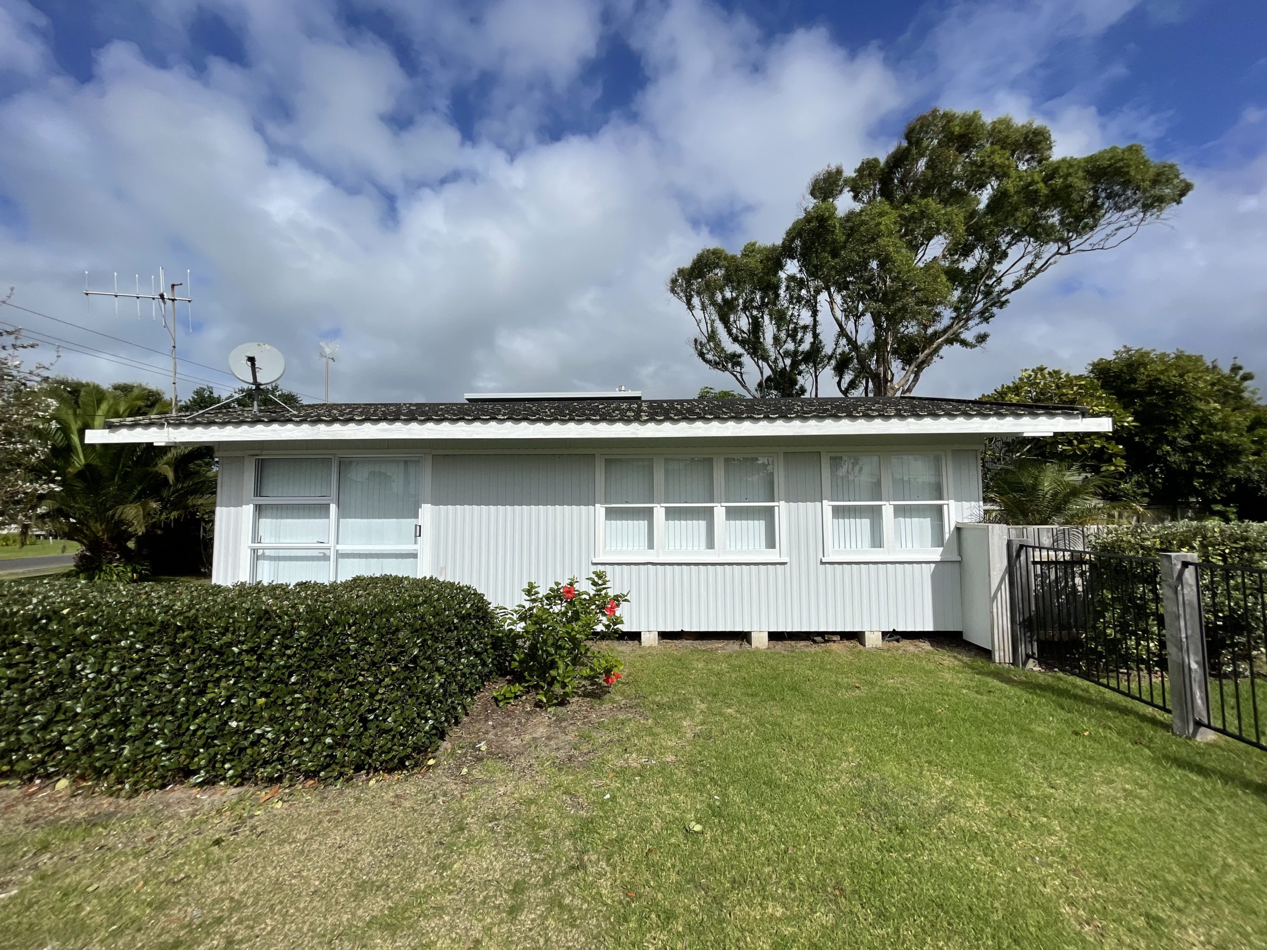 Solid, 2 Bedroom Minor Dwelling – Perfect For A Bach Or Rental – ID 419WHANGAMATA Cover Image