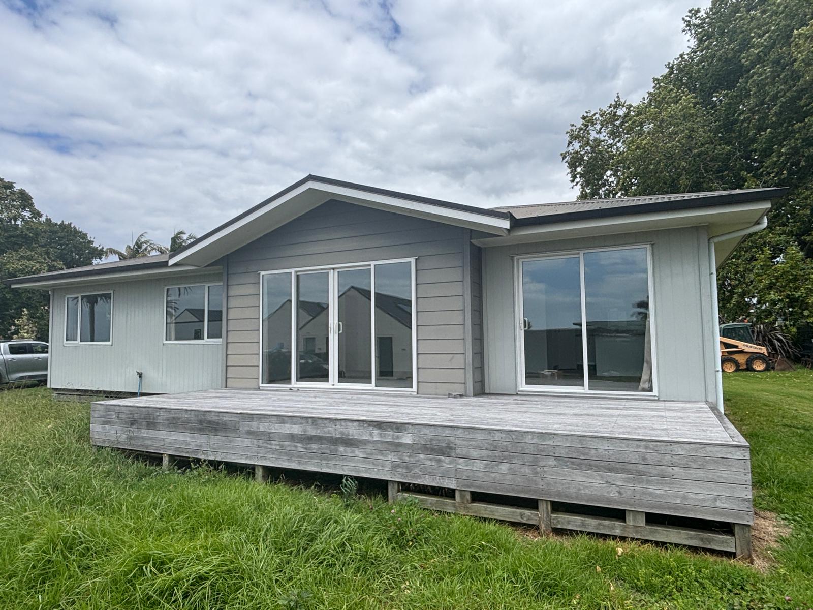 Near New Branderson Home With Upgrades – ID 128TEPUNA Cover Image