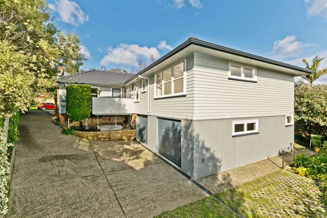 Spacious 165sqm Timber Weatherboard Home For Relocation – Perfect For Large Families! – ID 8FORESTHILL Cover Image